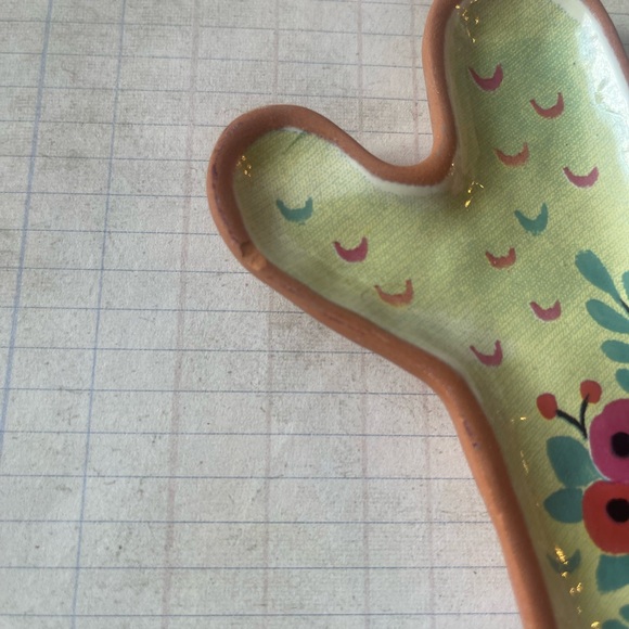 Natural Life Cactus Santa Fe Trinket Dish - Picture 6 of 10